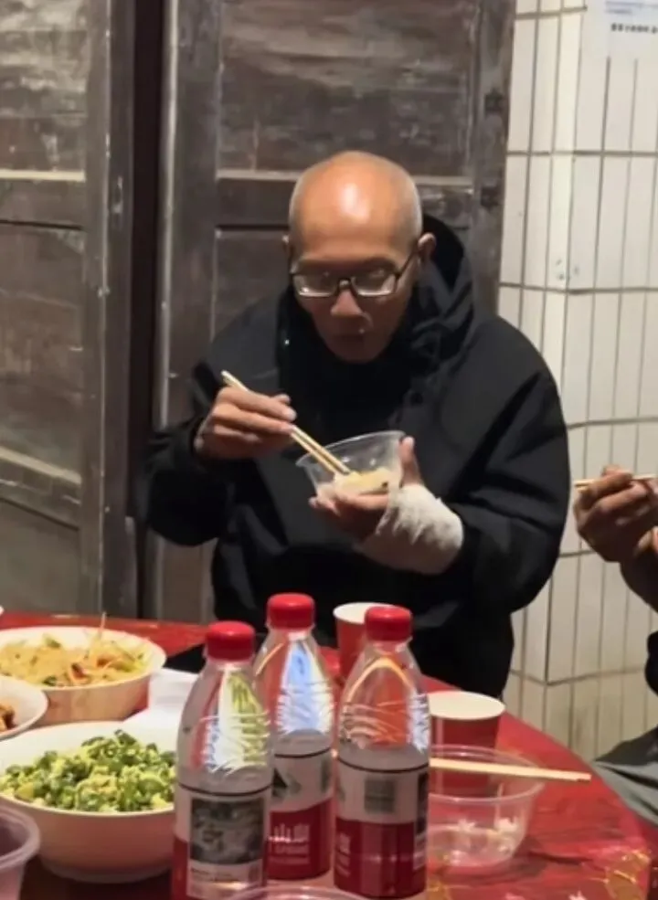 孙博士旅游归来全网谣言大澄清:拒绝过度打扰,还原真实真相