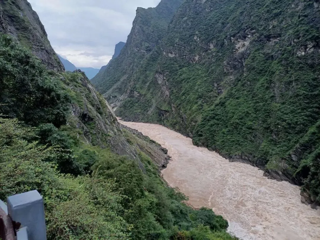 云南旅游---虎跳峡(2021.9)