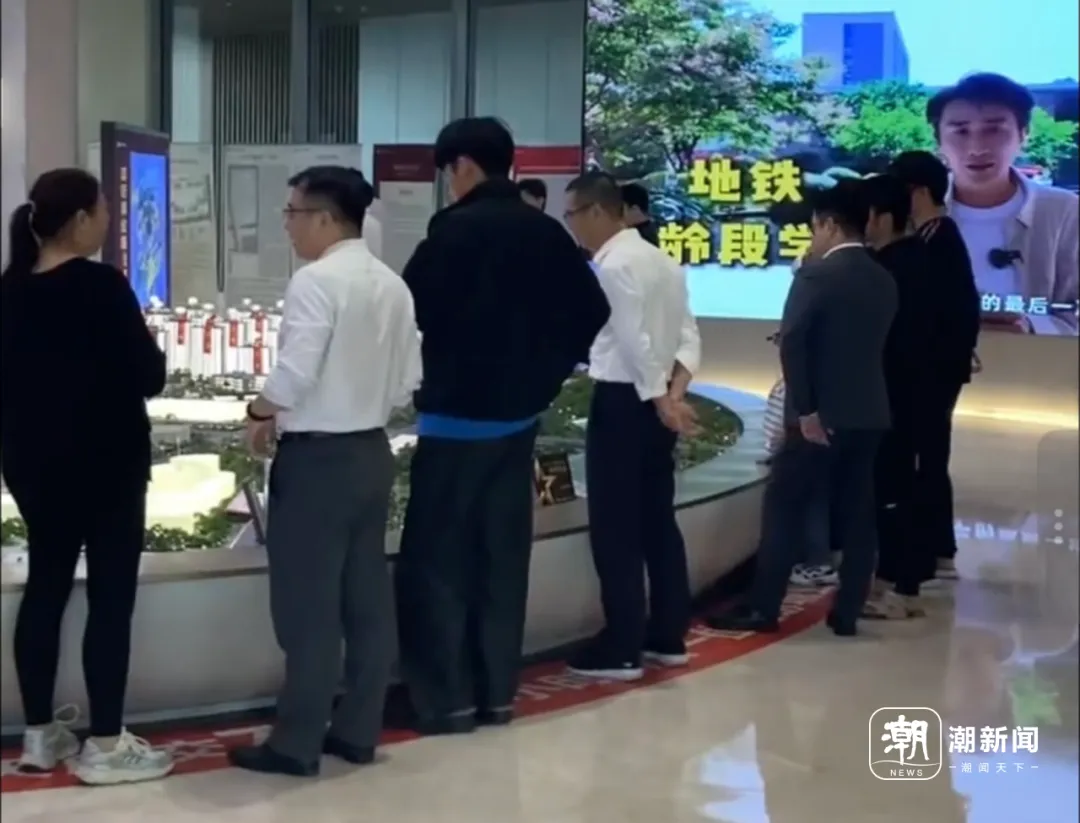 受新政影响,长假的杭州楼市很热闹:有人旅游顺带看房,150万元以内新房成交升温