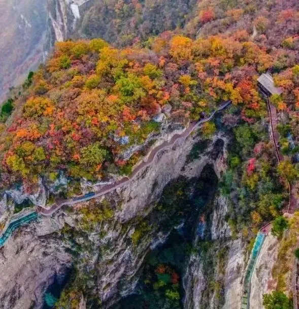 10月27日出发丨红动太行7天自驾游丨郭亮村丨昆山挂壁丨龙门石窟丨红旗渠丨太行传奇实景演出丨云台山丨红石峡丨小寨沟丨叠彩