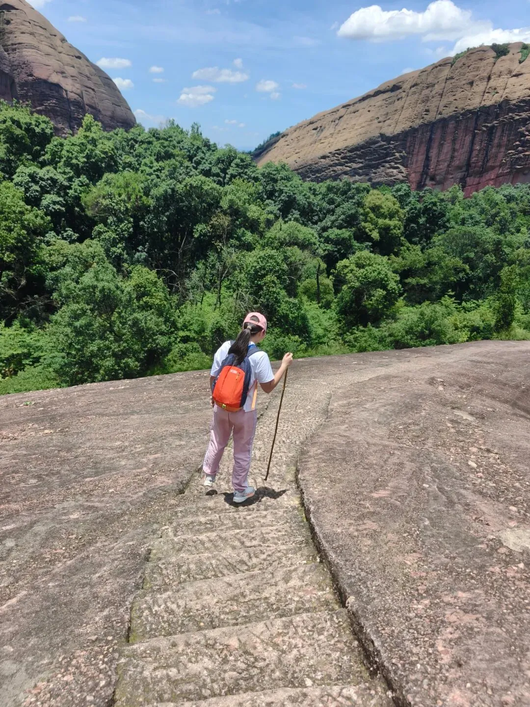 那个心甘情愿让你放弃,辛苦做的计划攻略的旅游搭子