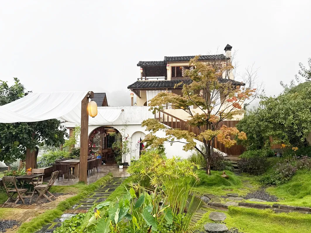 乡村旅游,如何通过“网红+”,打造高颜值、强代入的消费体验?