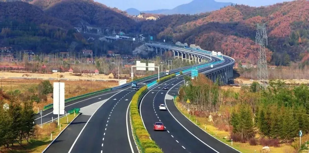 国庆自驾游|赴安吉山野,看见文旅的“稳态”与存量破局
