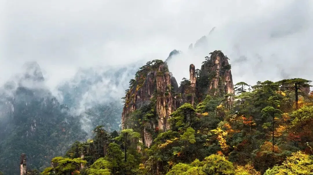 黄山旅游全攻略,订票索道吃饭住宿都在这