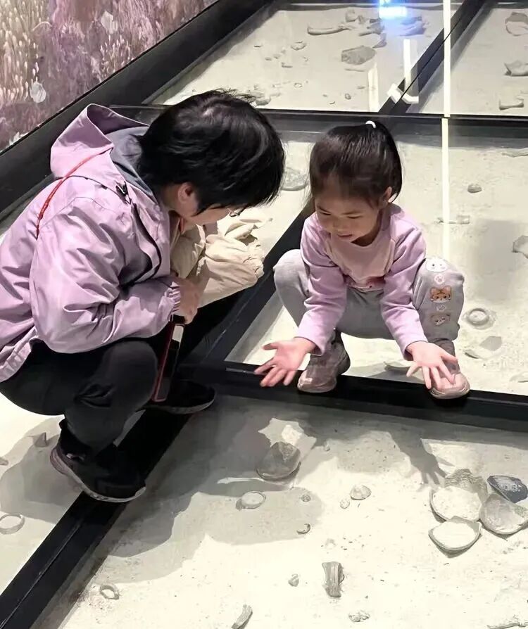 海南旅游路上
