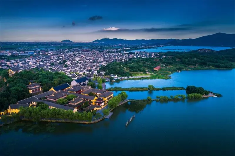 【自驾游推荐】前湾海悦·首旅南苑酒店2人起订·2晚4正2早!棋牌&唱歌,一站Get湿地公园、古镇、美食