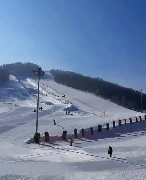 首发! 长春超全4天滑雪深度攻略,小众路线省钱避坑,旅行必备!