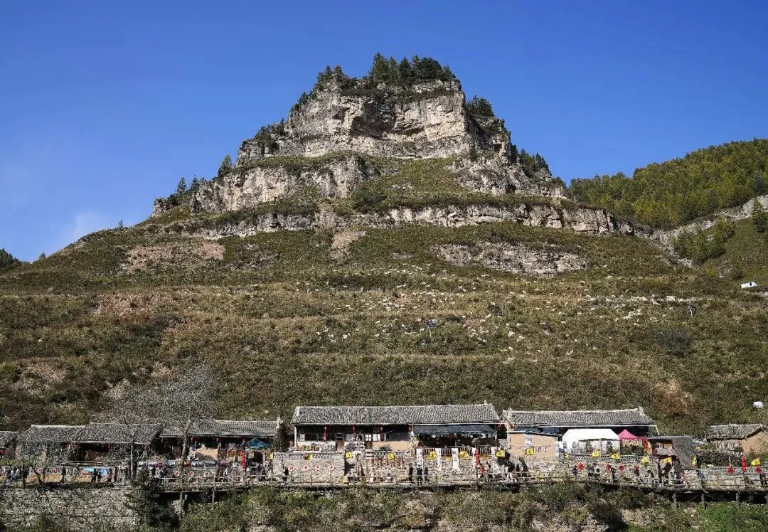 旅游 | 探秘宁武悬空村,绝壁之上的山间古韵
