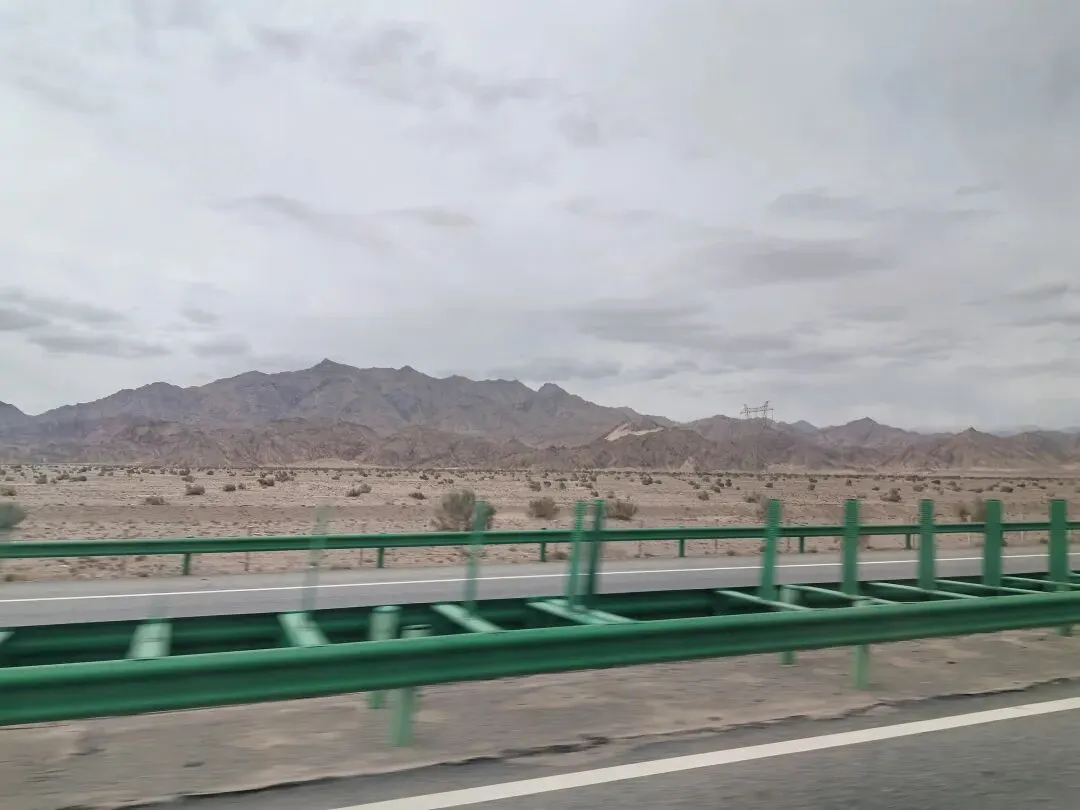 西北大环线旅游日记:茶卡盐湖