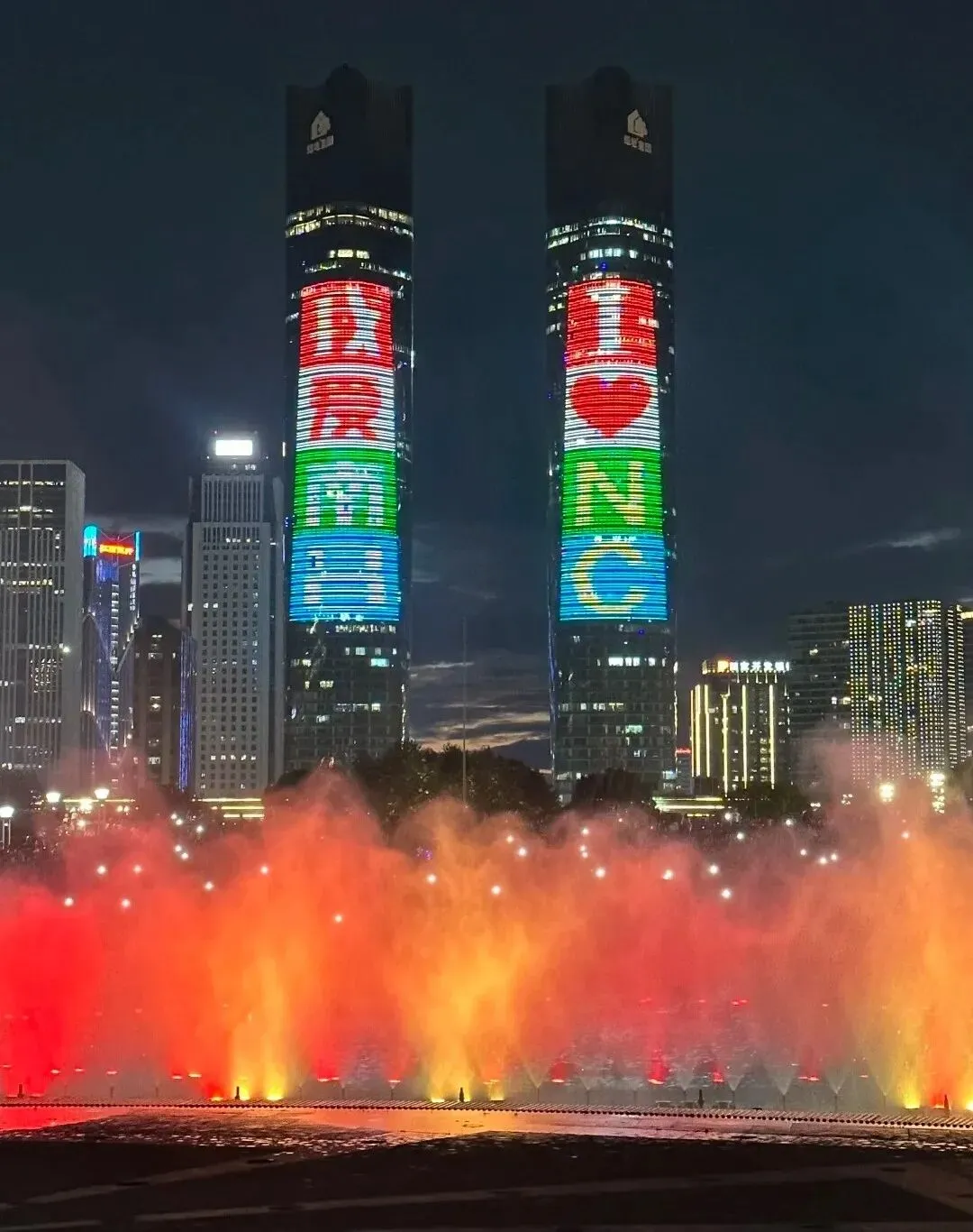 南昌红谷滩区游玩攻略:赣江之畔的都市浪漫
