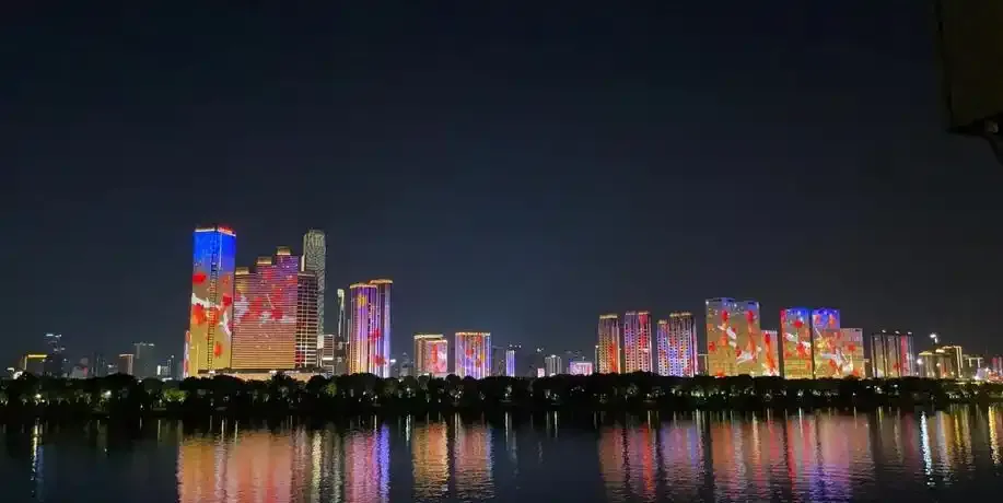 攻略!长沙4天避坑指南,7个免费图书馆拍照地,旅行必备!