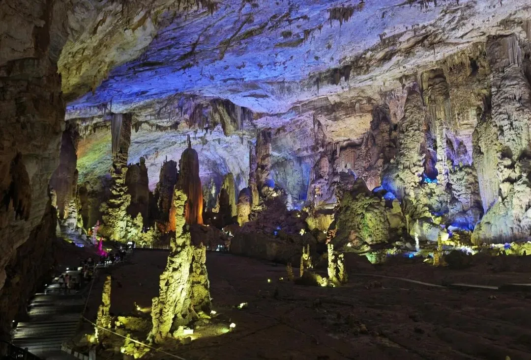 贵州十大洞穴旅游攻略,绝美,洞穴旅游天花板.