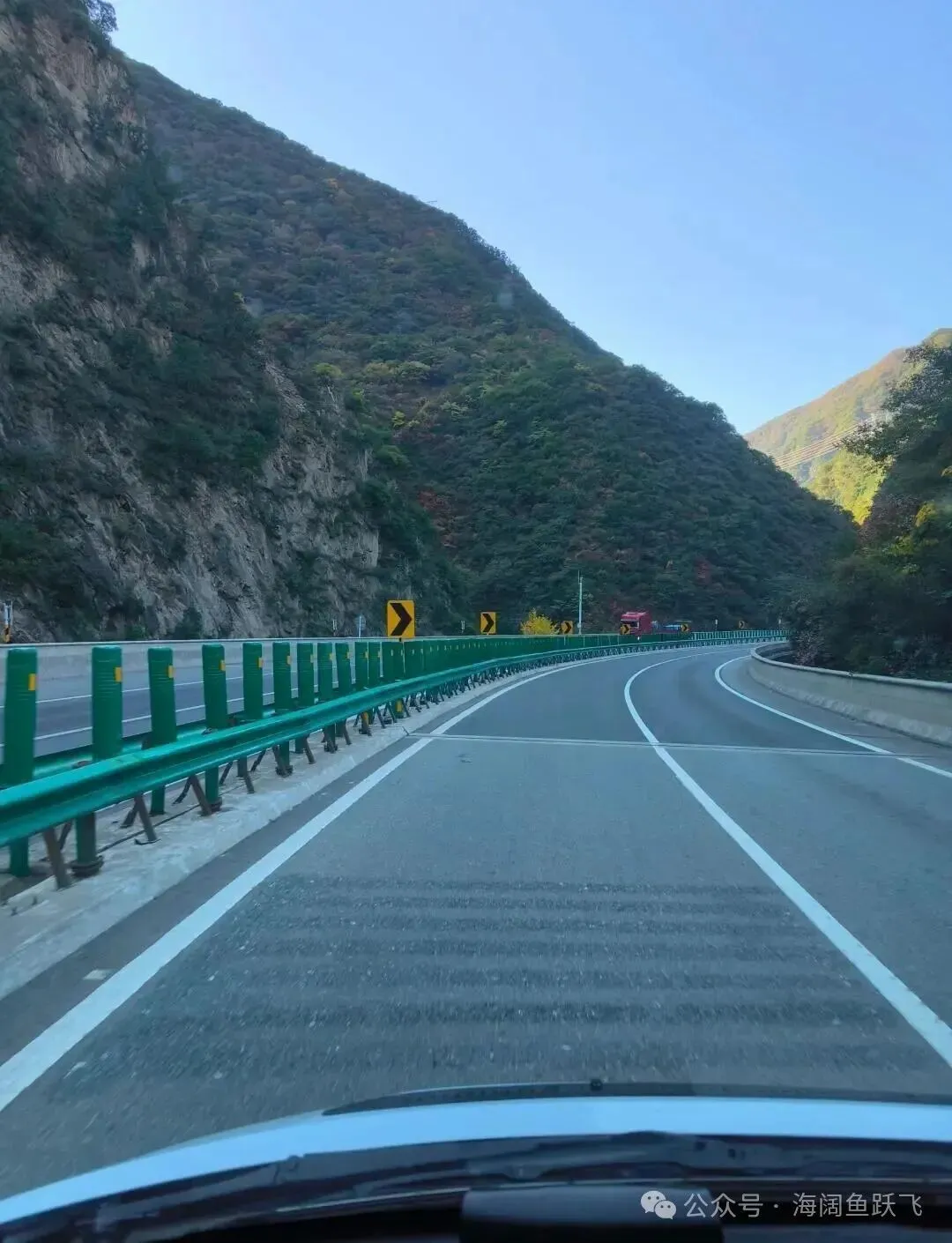 商洛旅行吃住行攻略| 别在西安挤来挤去了!开车1.7h,秦岭这座小城把秋天藏绝了