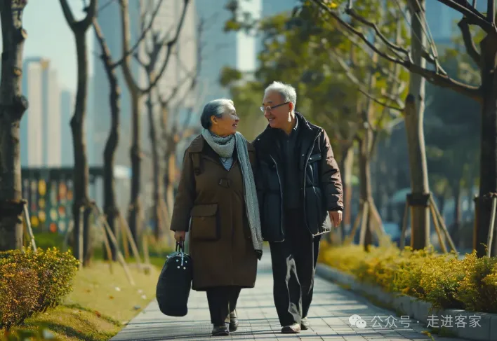 有退休金和几十万积蓄,先别急着旅游,在儿女附近重启晚年