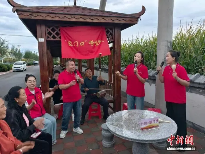 草原深处歌轻扬,嘎查牧民把“石榴法”唠进日常