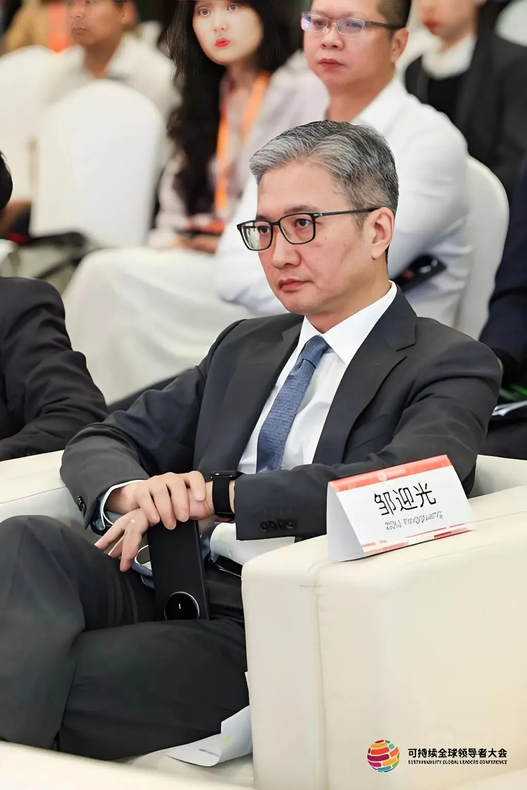 “券商一哥”重大人事变动,当年的外科医生领衔第四代管理层