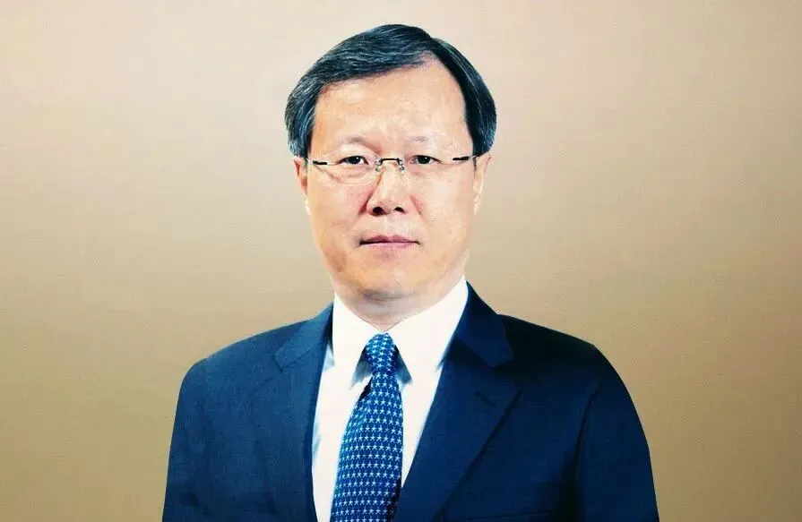从外科医生到券商一哥掌舵人,邹迎光“一肩挑”中信证券