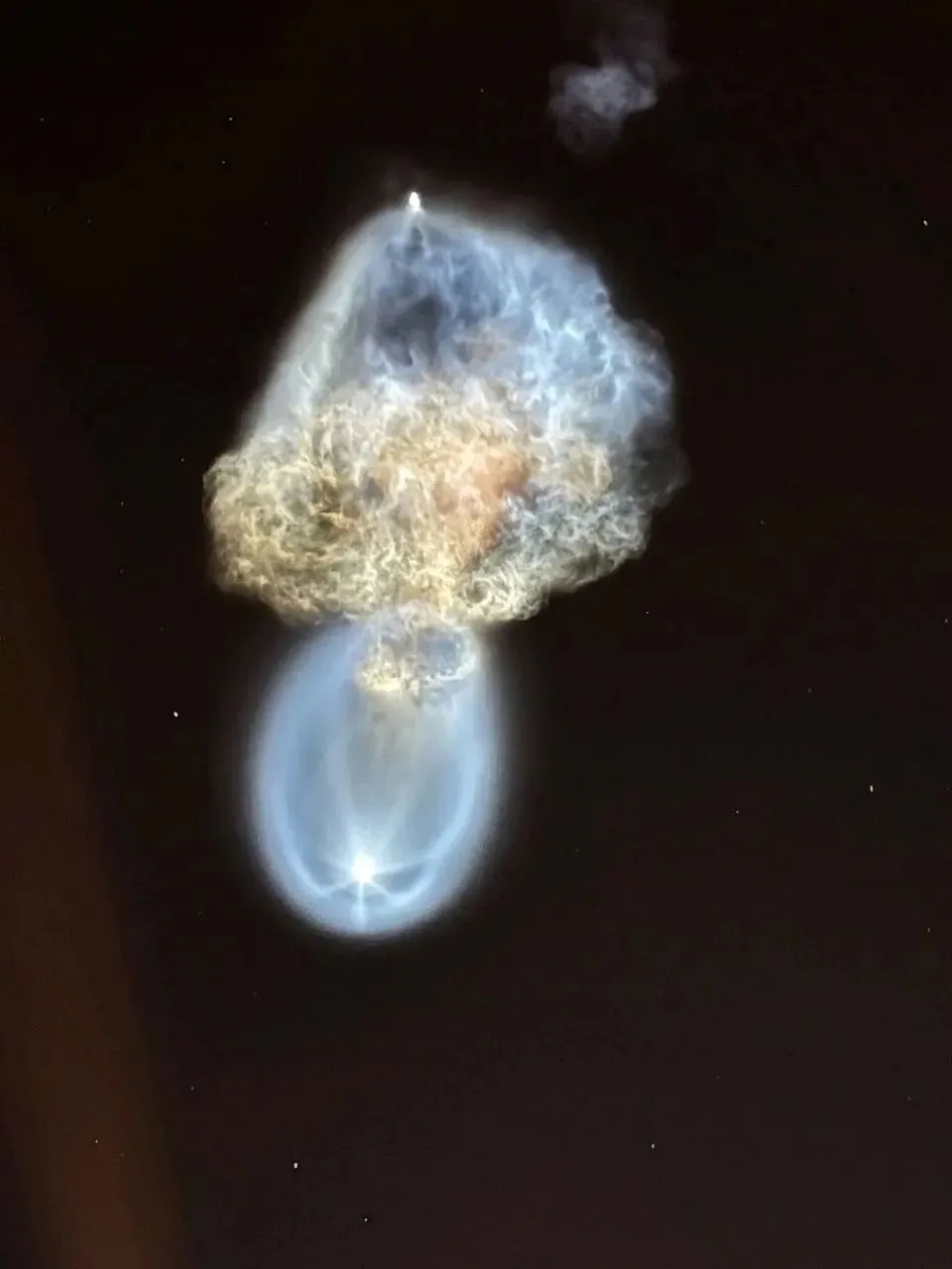 巴克莱研报深度解读:特斯拉与SpaceX合并——一场关于AI控制权的万亿级棋局