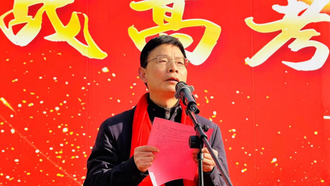 青春志壮破风浪 高考梦圆铸辉煌-第5张图片-四季读书网 青春志壮破风浪 高考梦圆铸辉煌-第5张图片-四季读书网