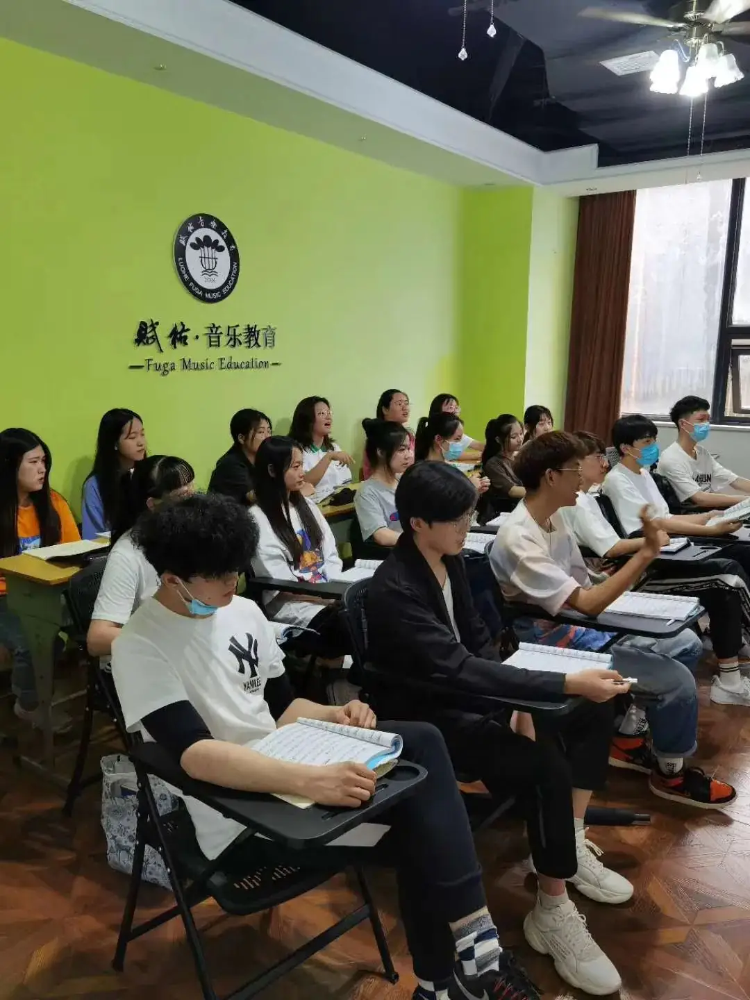 一所致力于中高考的专业学校!-第27张图片-四季读书网 一所致力于中高考的专业学校!-第27张图片-四季读书网