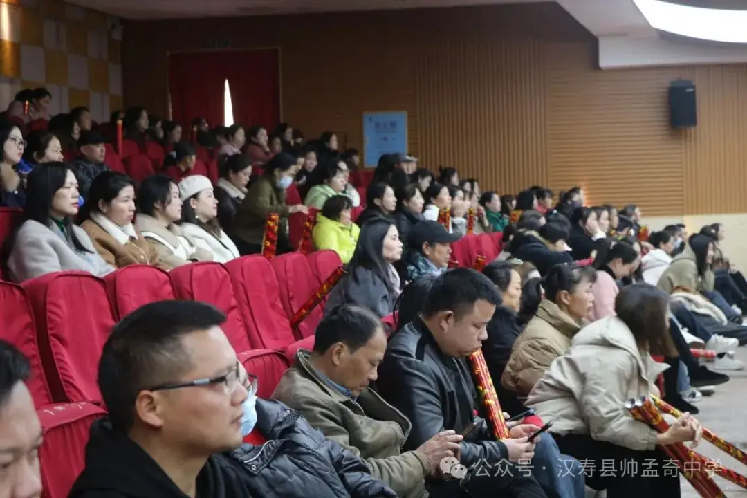 奋战百日 圆梦六月——帅孟奇中学迎中考百日誓师大会-第5张图片-四季读书网