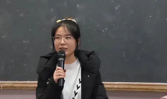 那个高考676分上北大,却选冷门考古专业的钟芳蓉,如今怎样了 第20张