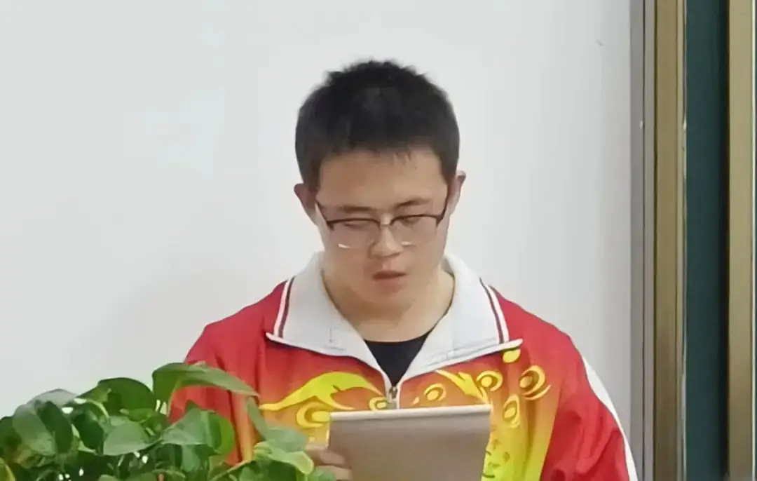 中考复读三校百日誓师大会 | 激情燃烧青春 励志决胜中考! 第4张