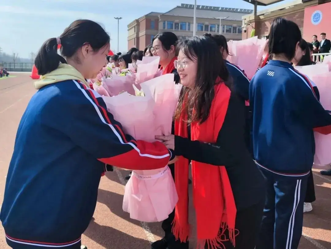 龙年中考燃激情  冲刺中考创辉煌——固安县第五中学九年级百日誓师大会-第91张图片-四季读书网