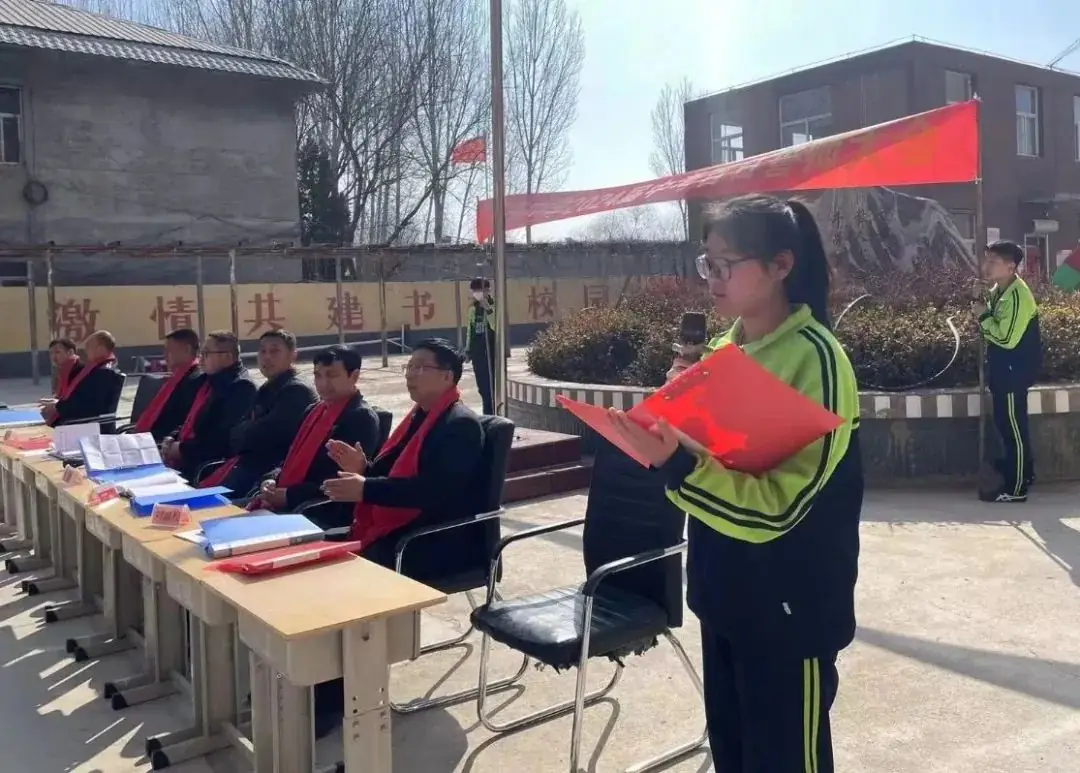 厉兵秣马迎中考 百日誓师赴新程——范家庄中学隆重举行2024年中考百日誓师大会 第3张