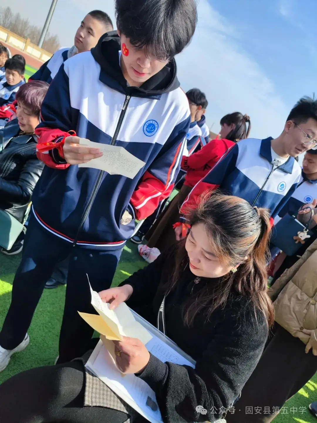 龙年中考燃激情  冲刺中考创辉煌——固安县第五中学九年级百日誓师大会-第64张图片-四季读书网