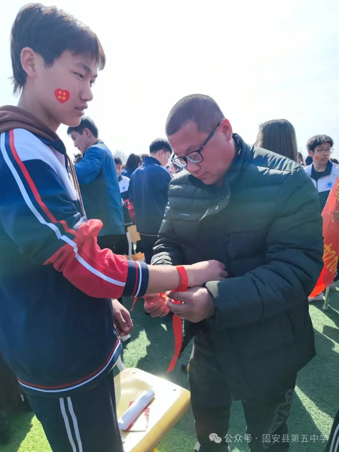 龙年中考燃激情  冲刺中考创辉煌——固安县第五中学九年级百日誓师大会-第51张图片-四季读书网
