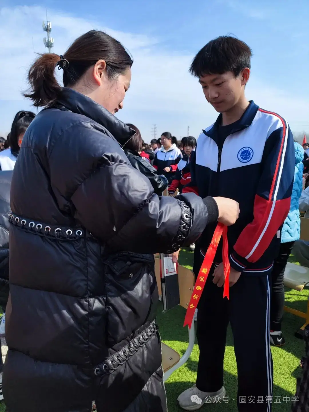 龙年中考燃激情  冲刺中考创辉煌——固安县第五中学九年级百日誓师大会-第59张图片-四季读书网