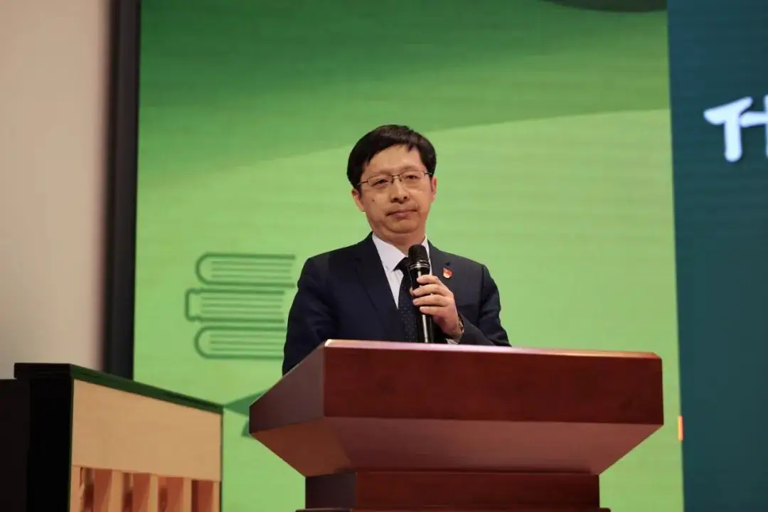 厉兵秣马迎中考 百日誓师赴新程 | 初中部2024年中考百日誓师大会 第28张 厉兵秣马迎中考 百日誓师赴新程 | 初中部2024年中考百日誓师大会 第28张