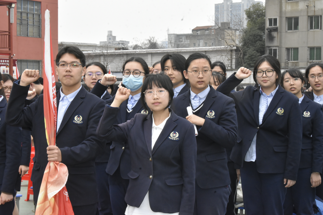 致青春战高考,燃激情铸辉煌——2024届高三年级高考冲刺活动暨联考颁奖大会-第39张图片-四季读书网