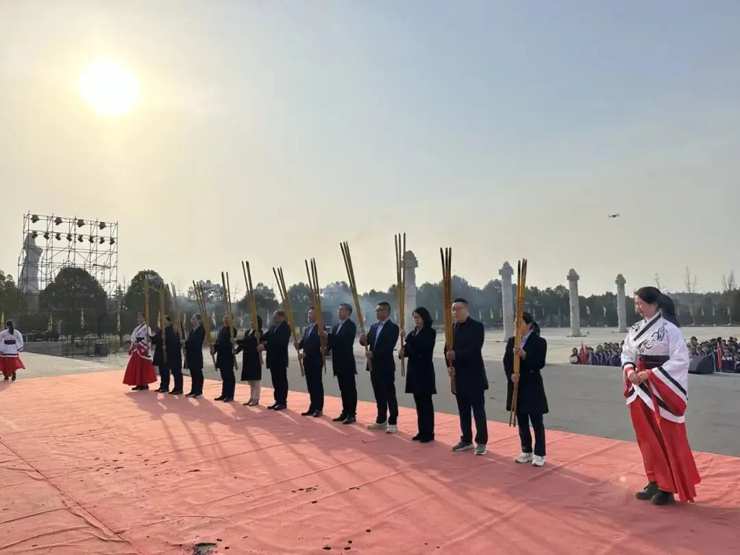 厉兵秣马迎中考 百日誓师赴新程——记炎帝学校中考百日誓师大会 第27张
