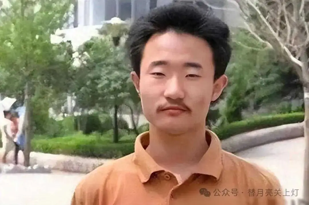 高考成绩749分,仅差一分满分,却因长相被嘲,王端鹏后来怎样了-第1张图片-四季读书网 高考成绩749分,仅差一分满分,却因长相被嘲,王端鹏后来怎样了-第1张图片-四季读书网