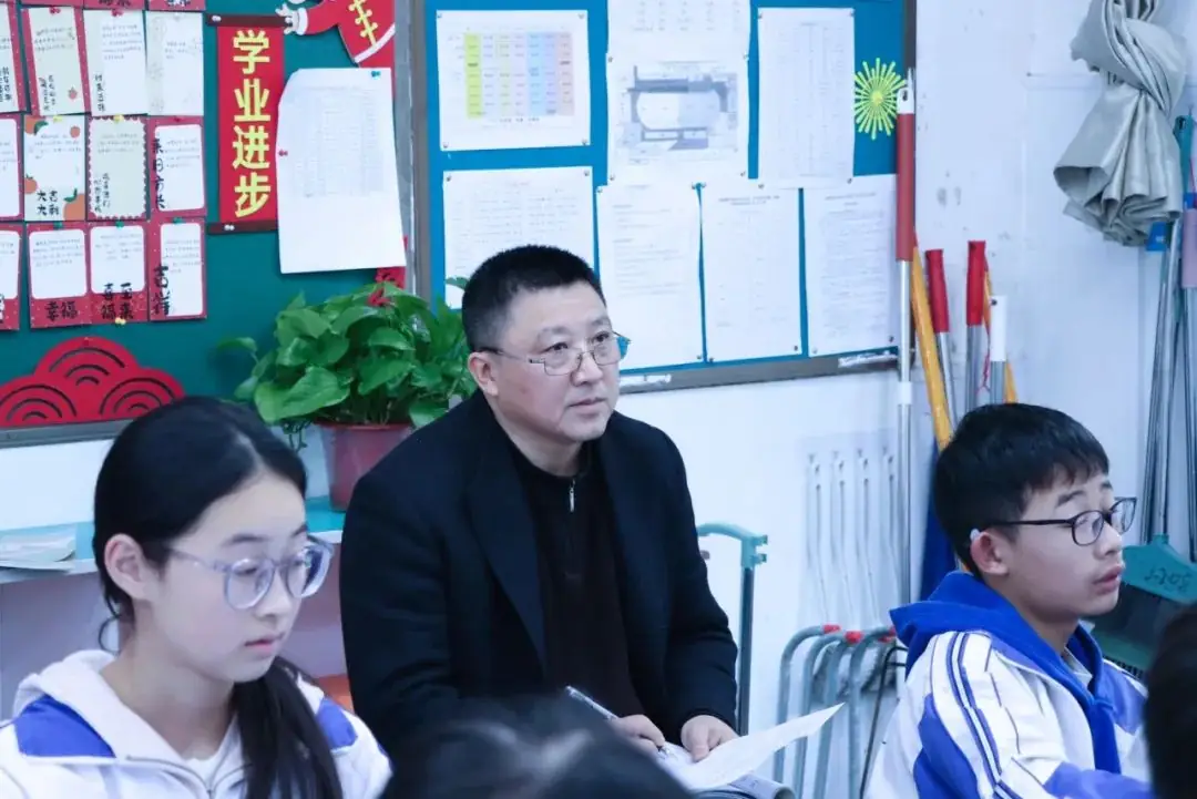 【特别关注】视导明方向,聚力备中考!区教育教学专家莅临景炎指导工作 第20张 【特别关注】视导明方向,聚力备中考!区教育教学专家莅临景炎指导工作 第20张