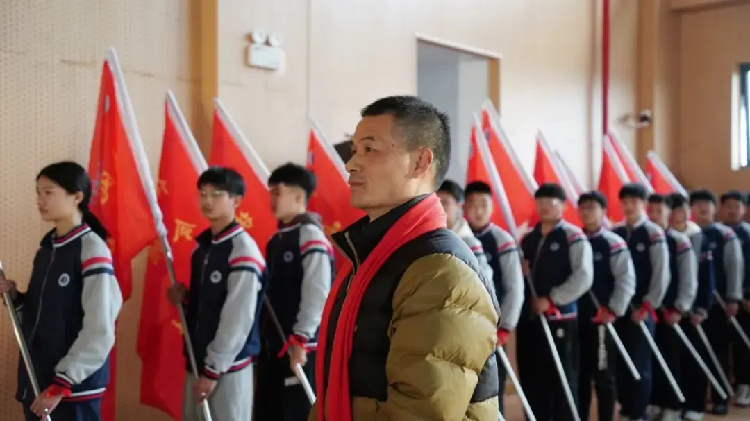 中考誓师凌云志 奋楫扬帆正当时|昆山市张浦初级中学2024届中考誓师大会 第13张 中考誓师凌云志 奋楫扬帆正当时|昆山市张浦初级中学2024届中考誓师大会 第13张