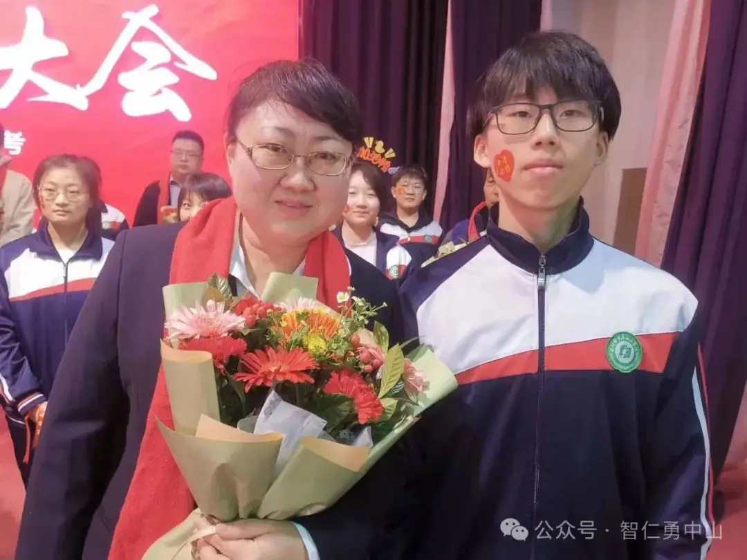 鏖战百日   筑梦中考——沈阳市中山私立学校隆重举行2024届中考百日冲刺誓师大会-第48张图片-四季读书网