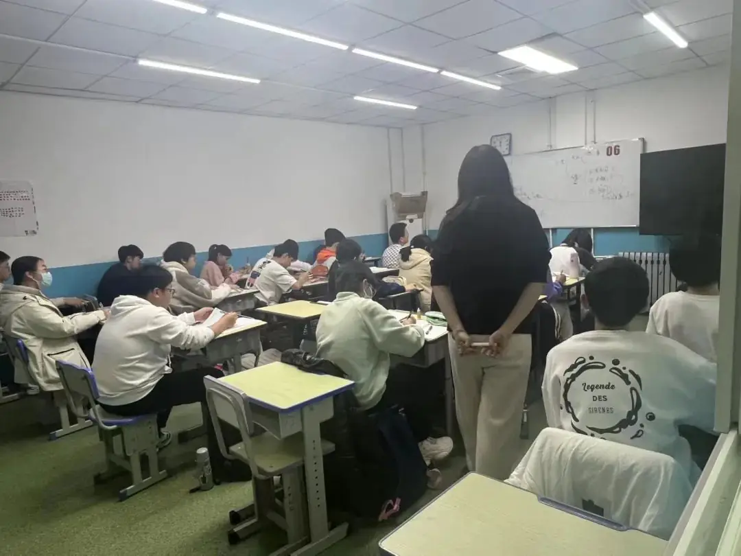 高考选科:物理、化学、政治好不好?有什么特点?-第6张图片-四季读书网