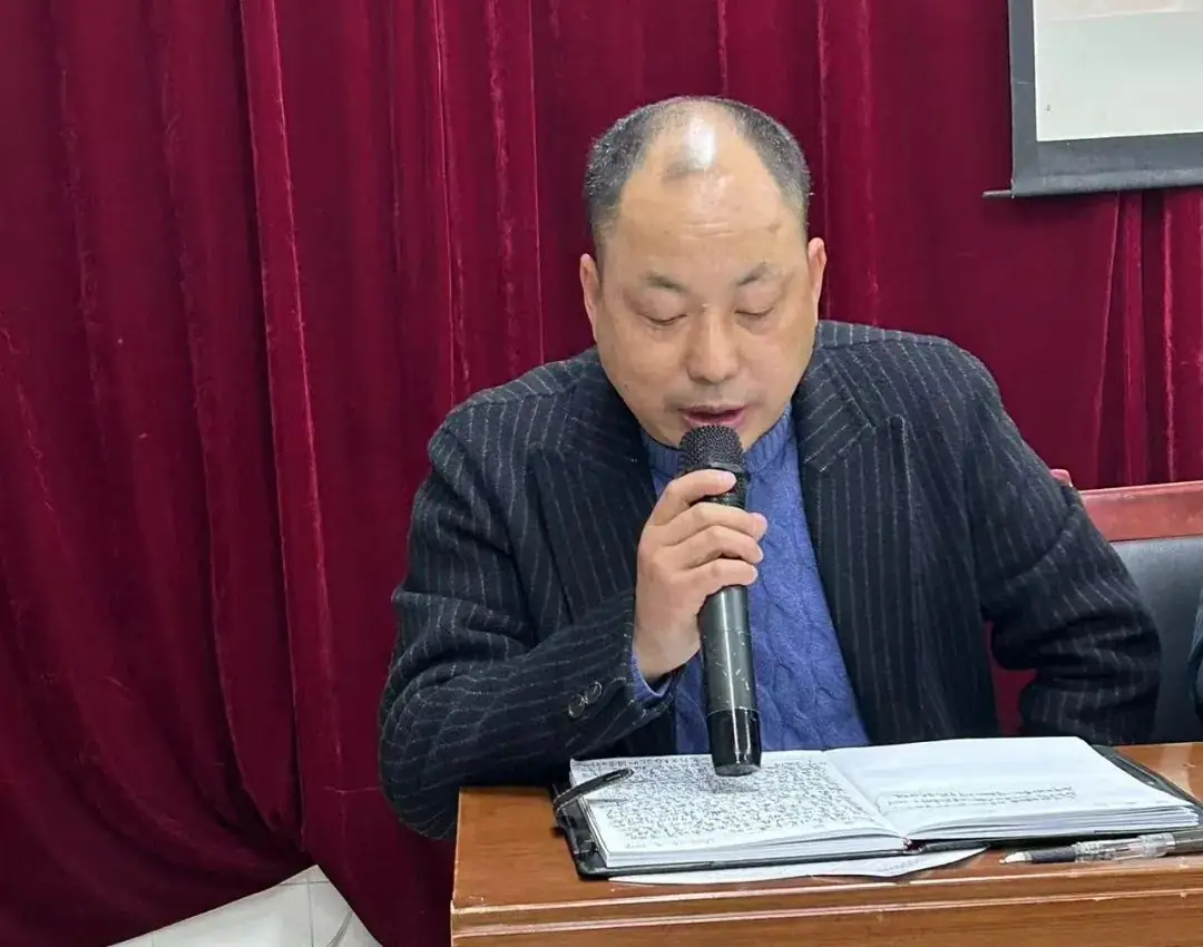精准复习备高考 夯实基础拼二轮——六安市城南中学召开高三教师会-第8张图片-四季读书网