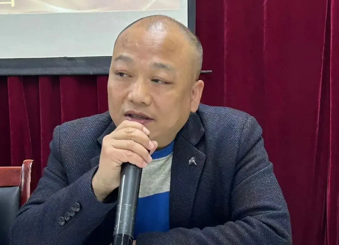 精准复习备高考 夯实基础拼二轮——六安市城南中学召开高三教师会-第10张图片-四季读书网