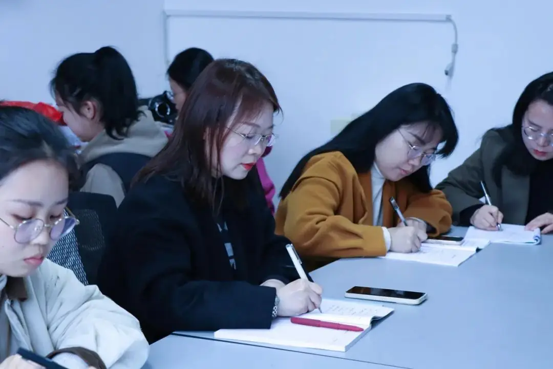 【特别关注】视导明方向,聚力备中考!区教育教学专家莅临景炎指导工作 第25张 【特别关注】视导明方向,聚力备中考!区教育教学专家莅临景炎指导工作 第25张