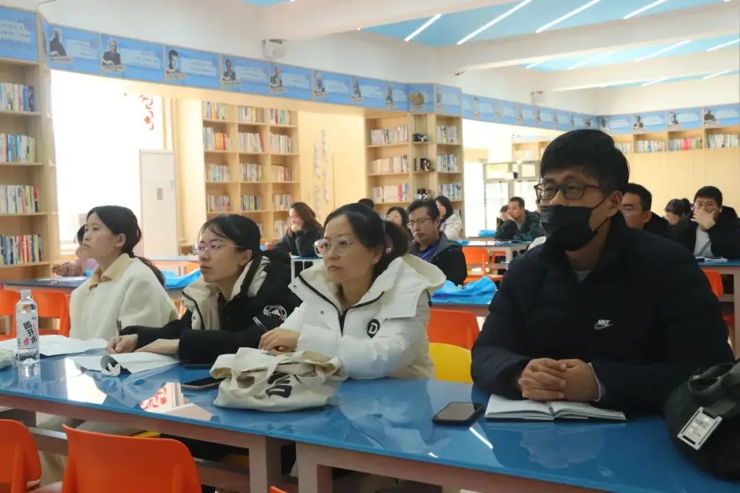 2024届高考情景化命题趋势分析暨高三提质增分策略研讨会在衡水十三中举行-第25张图片-四季读书网