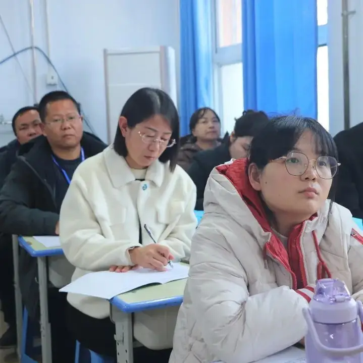 2024届高考情景化命题趋势分析暨高三提质增分策略研讨会在衡水十三中举行-第36张图片-四季读书网