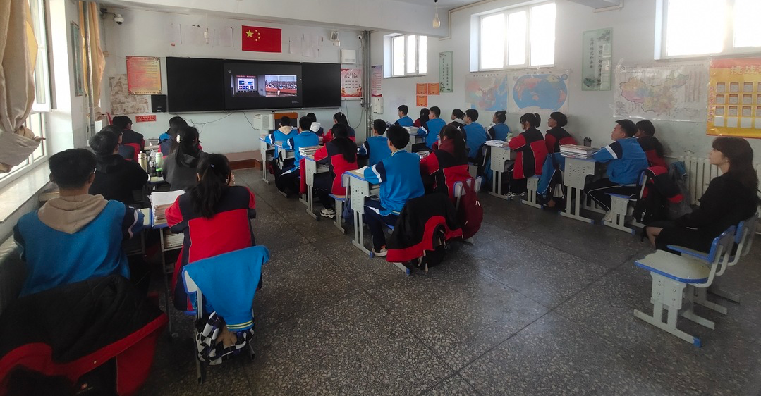 杰出校友携手筑梦 踔厉奋发决胜高考——清华大学岳骞教授莅临母校励志报告暨2021级高考誓师大会-第9张图片-四季读书网