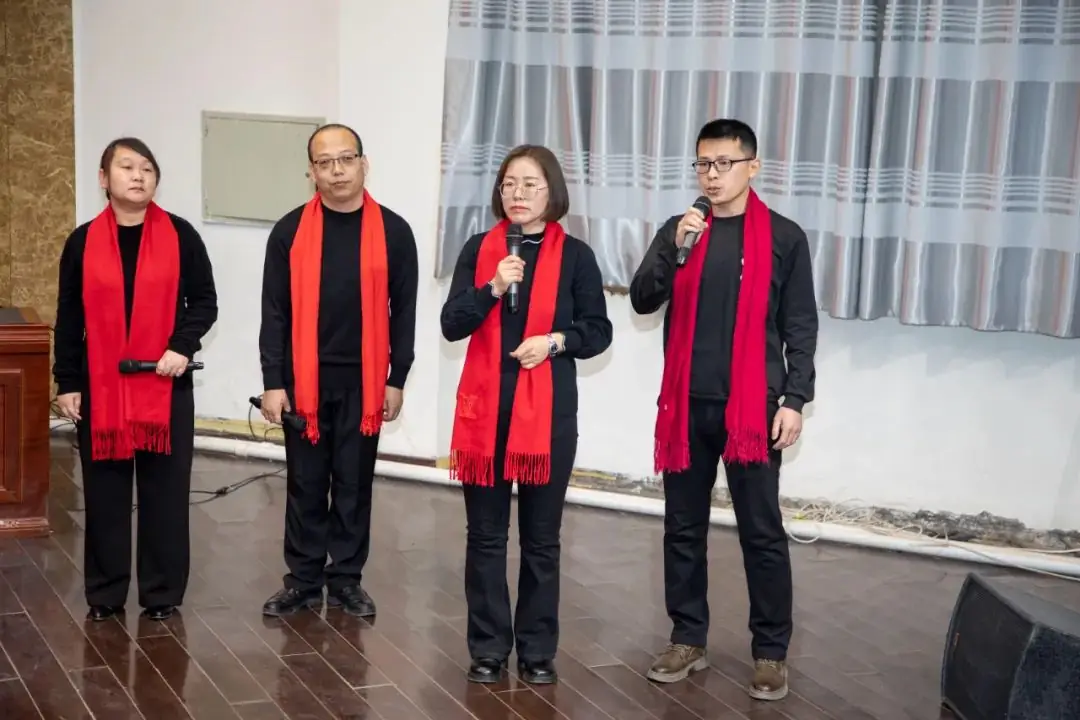 杰出校友携手筑梦 踔厉奋发决胜高考——清华大学岳骞教授莅临母校励志报告暨2021级高考誓师大会-第57张图片-四季读书网