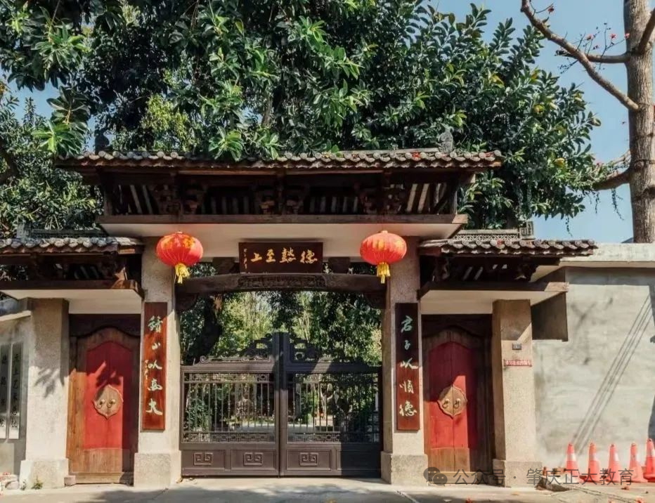 高考复读选择新视角,带你走近我们!-第9张图片-四季读书网