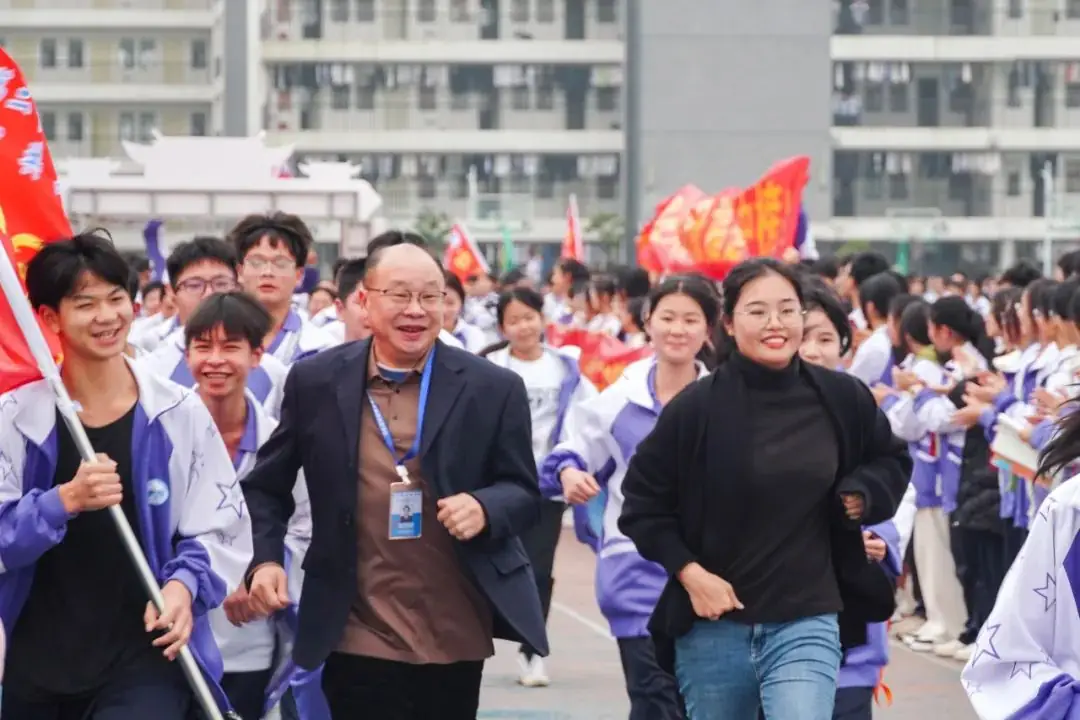 中考百日冲刺 || 少年策马驭长风,笃志逐梦上春山-第27张图片-四季读书网