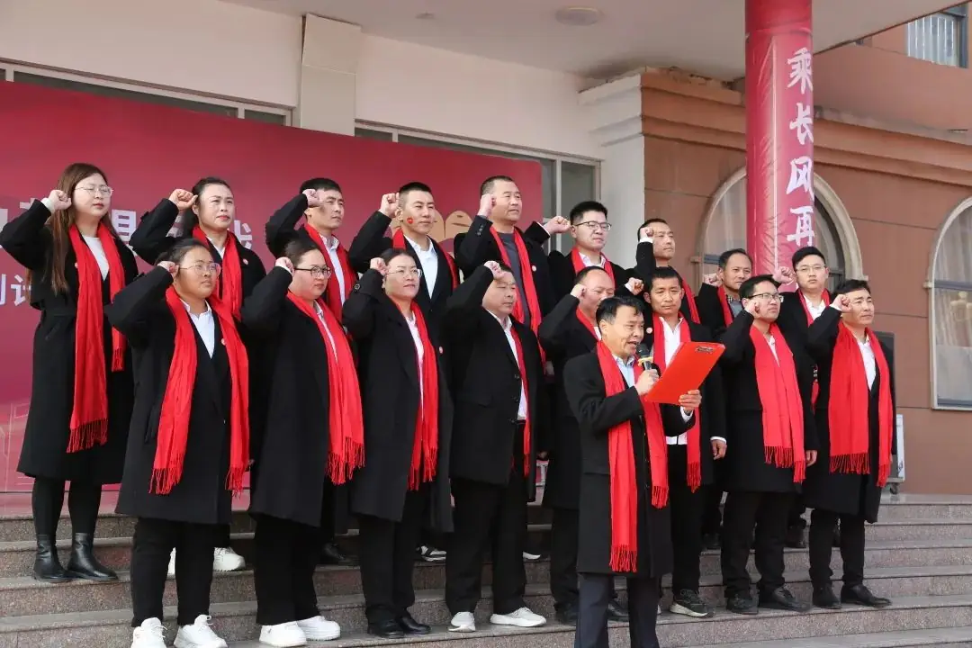 百日冲刺战中考 青春无悔谱华章——商丘市汉梁中学九年级2024届迎中考百日誓师大会-第32张图片-四季读书网